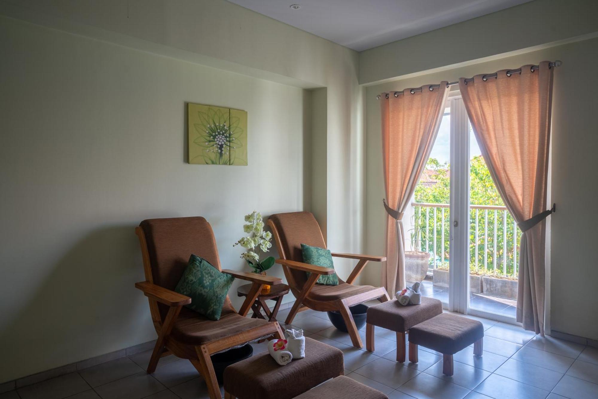 Eden Hotel Kuta  Exterior photo